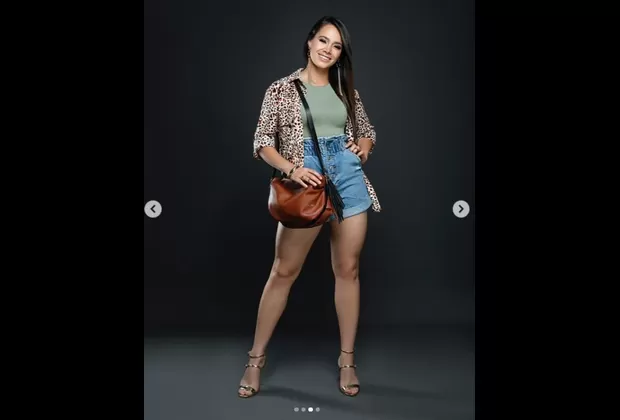 Policía Jossmery Toledo se luce como imagen de conocida marca de carteras