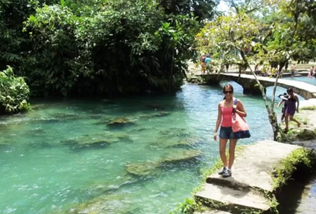pozas de rio tio yacu en rioja san martin