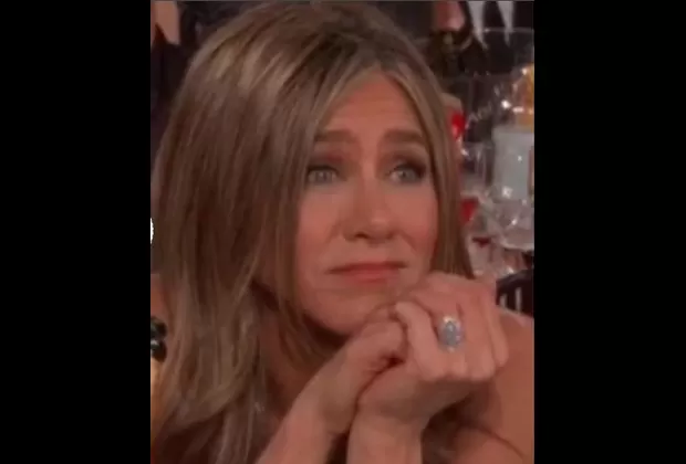 La reacción de Jennifer Aniston durante discurso de Brad Pitt en los Globos de Oro