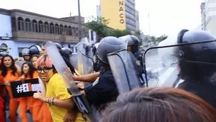 Protesta LGBTI fue reprimida por la policía frente al Congreso. Video: Amnistía Internacional