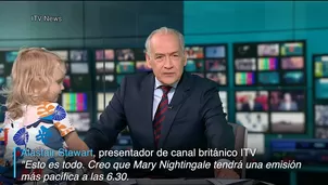 Una niña se roba la atención en informativo de TV. Video: AFP