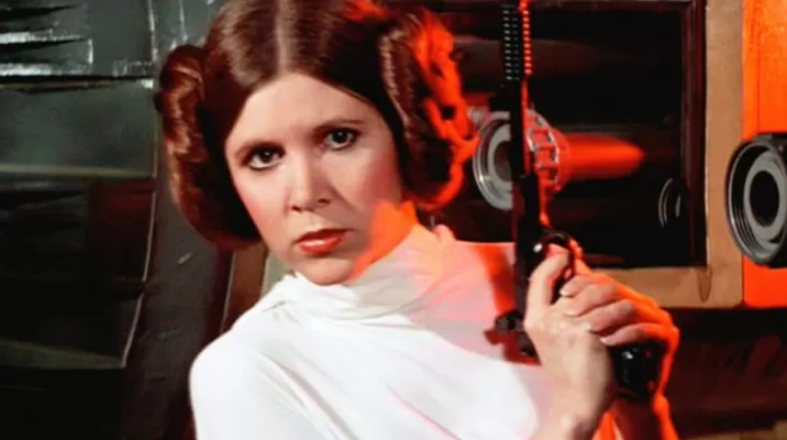 Carrie Fisher interpretando a Princesa Leia de Star Wars. Carrie Fisher interpretando a Princesa Leia de Star Wars.