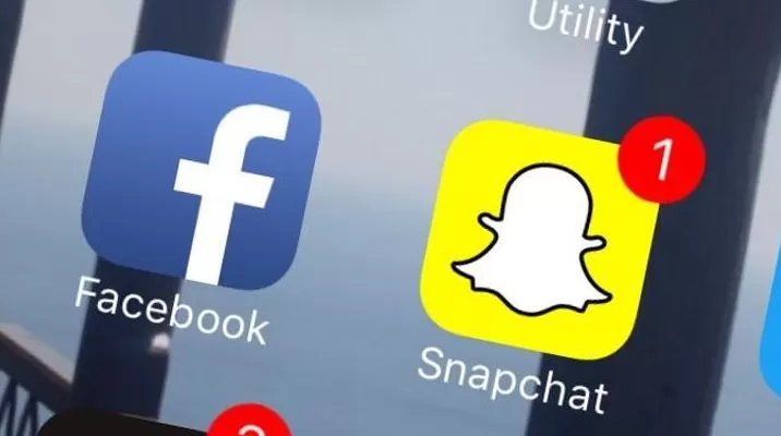 Logos de Facebook y Snapchat. (Vía: Twitter) Logos de Facebook y Snapchat. (Vía: Twitter)