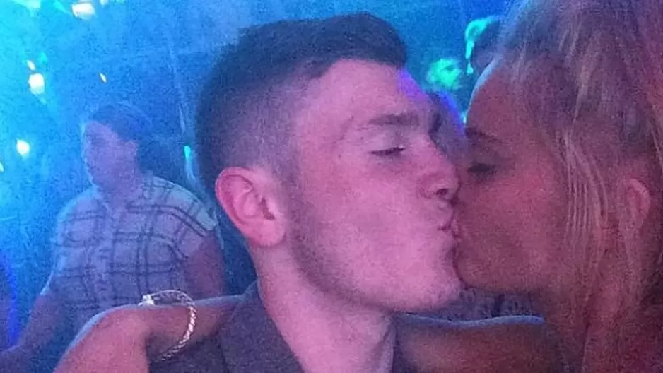 Facebook: publicó foto junto a su "galán misterioso" y la novia le contestó Facebook: publicó foto junto a su "galán misterioso" y la novia le contestó