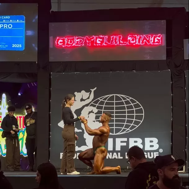 El influencer Kadu Santos le había pedido matrimonio a su pareja durante una de las competencias / Instagram El influencer Kadu Santos le había pedido matrimonio a su pareja durante una de las competencias / Instagram