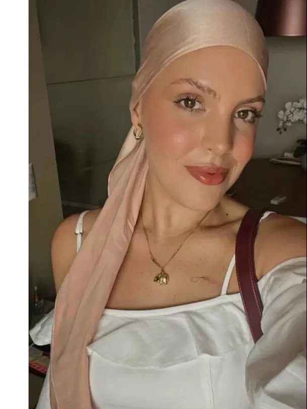 La influencer Patricia Keller documentó en redes su lucha contra un agresivo cáncer óseo