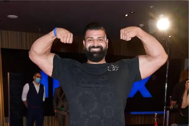 El influencer de fitness y actor berlinés Vittorio “Vito” Pirbazari deja un hijo en la orfandad. Foto:  Imagen futura/imago