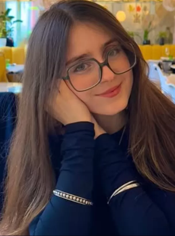 La influencer Roro volvió a quedar en el centro de la polémica luego de que usuarios viralizaran una antigua captura de Instagram. Foto: IG @whoisroro La influencer Roro volvió a quedar en el centro de la polémica luego de que usuarios viralizaran una antigua captura de Instagram. Foto: IG @whoisroro