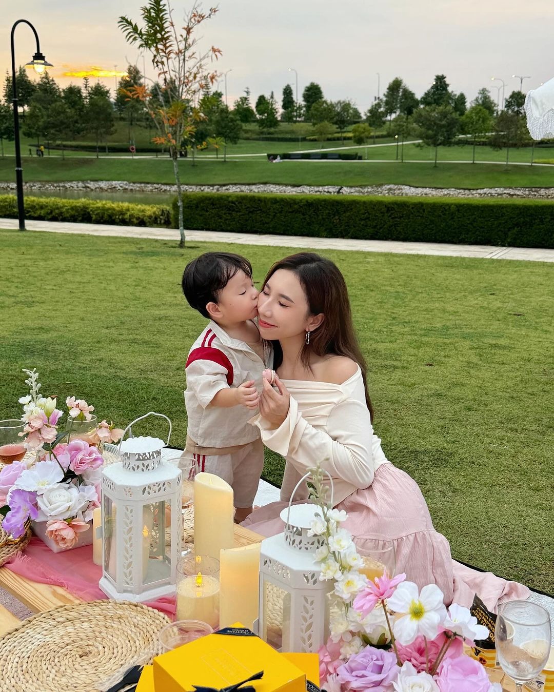 Jasmine Yong dio detalles de la muerte de su hijo Enzo / Instagram