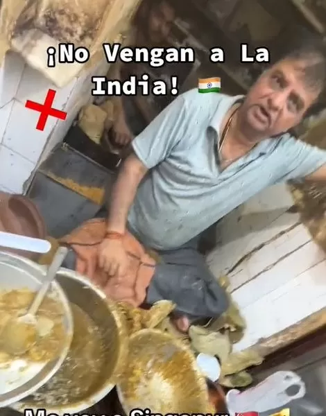 Oscar Curi mostró cómo se prepara la comida callejera en la India / TikTok