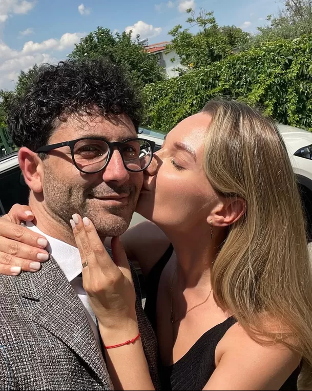 La infuencer viajó a la capital rusa acompañada de su esposo italiano Giuseppe y su pequeña hija para la intervención / Instagram