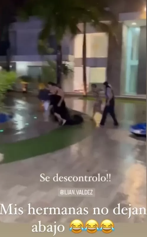 Pareja se casó en pleno huracán. Foto: TikTok