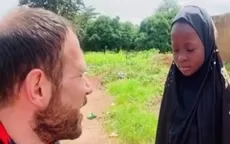 La conmovedora reacción de una niña huérfana de Nigeria al recibir su primera muñeca - Noticias de nigeria