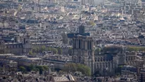 Este jueves 18 de abril, Digital Globe publicó la primera imagen satelital de la catedral de Notre Dame de París. Foto: AFP