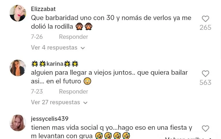 Comentarios en TikTok sobre los abuelitos bailando tema de Bad Bunny