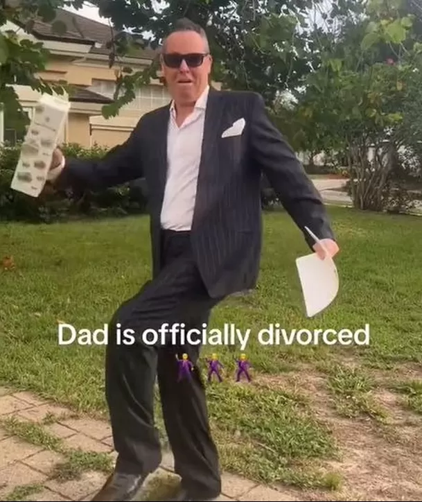 Hombre celebró con bailes su divorcio / TikTok: @kylakjpriv