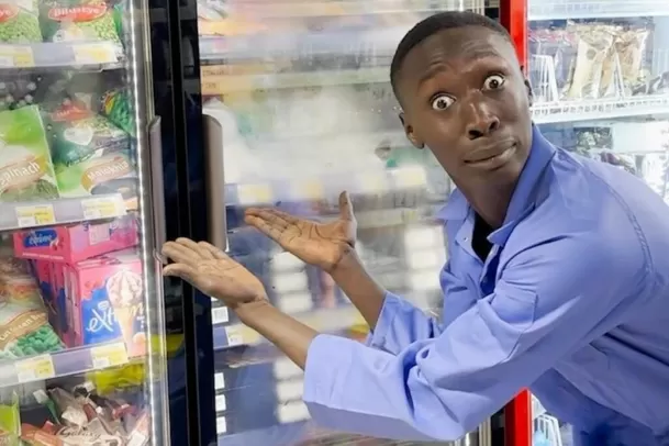 La situación migratoria de Lame podría complicar su regreso a EE.UU. en el futuro.  Foto: Instagram @khaby00