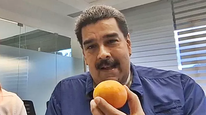 Maduro enfila su campaña a la reelección con primer Live. Video: Facebook Maduro enfila su campaña a la reelección con primer Live. Video: Facebook