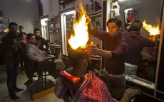 YouTube: peluquero palestino corta pelo utilizando candela - Noticias de peluquero