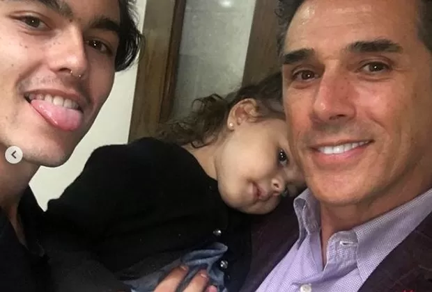 Sergio Mayer y las fotos de su hijo y su nieta Mila que son comentadas en Instagram