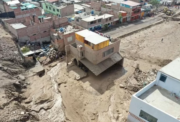 Tacna: Videos y fotos muestran el desastre que dejaron las lluvias y huaicos