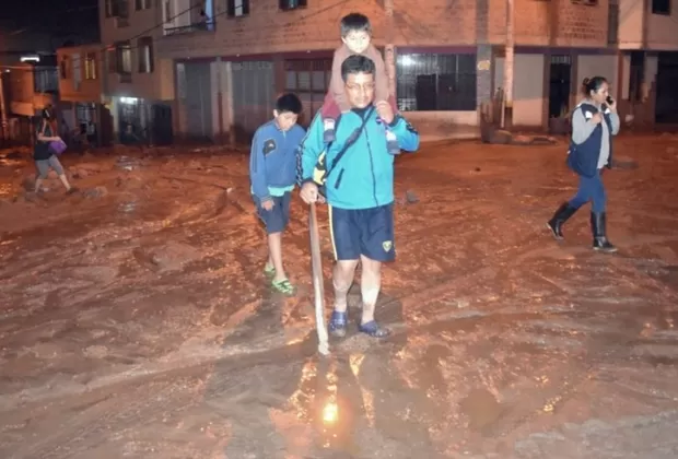 Tacna: Videos y fotos muestran el desastre que dejaron las lluvias y huaicos