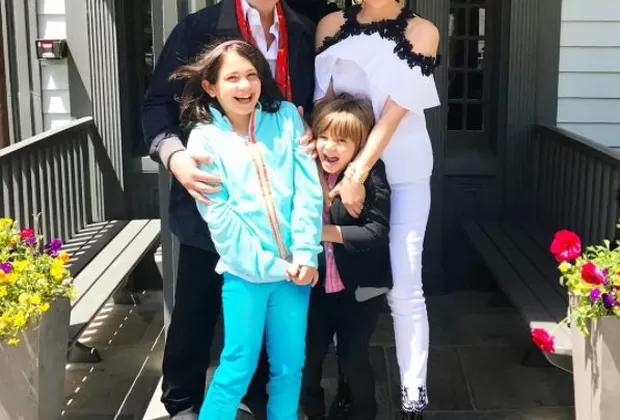 Thalía reveló foto junto a su hija y asombra por el parecido entre ambas