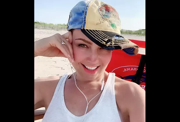 Thalía vuelve a sorprender a su público con inesperado look