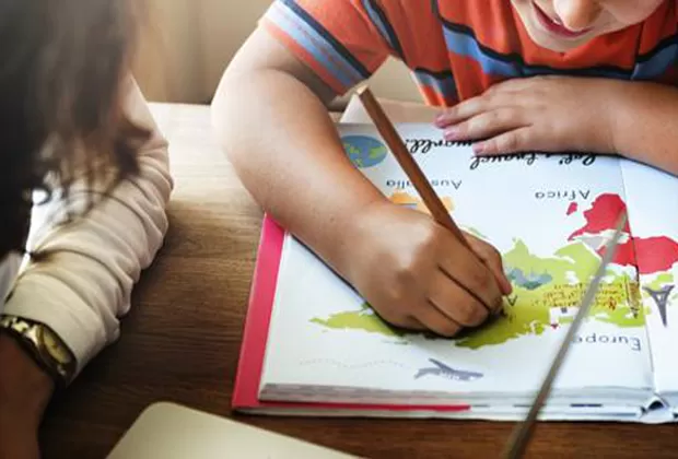 Cómo realizar el traslado de un colegio particular a uno público