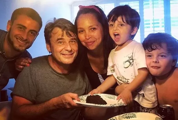 La Usurpadora: El recordado Guillermo Montero posa en tierna foto junto a sus hijos