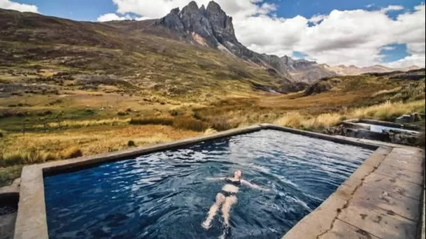 Baños termales de Guñog. (Foto: Mochilea Perú)