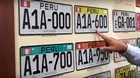 ¿Qué colores de placas vehiculares hay en Perú?