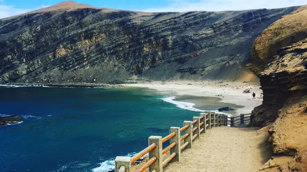 Así puedes llegar al balneario de Paracas, sin gastar mucho dinero.