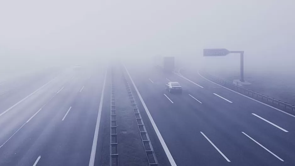 Consejos para manejar en neblina