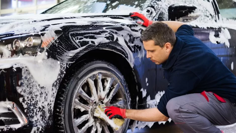 Artículos caseros para limpiar tu carro Artículos caseros para limpiar tu carro