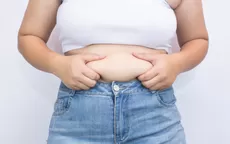Cuatro hábitos que aumentan la grasa en tu abdomen - Noticias de fitness