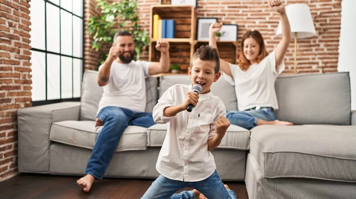 Karaoke en familia.