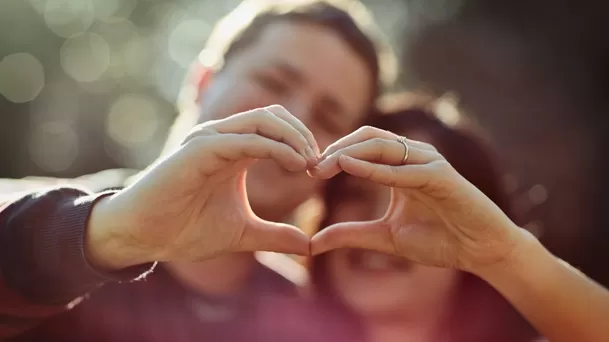 Los cinco lenguajes del amor permiten expresar cariño de forma adecuada.