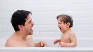 ¿Hasta qué edad se recomienda bañarte con tu hijo?