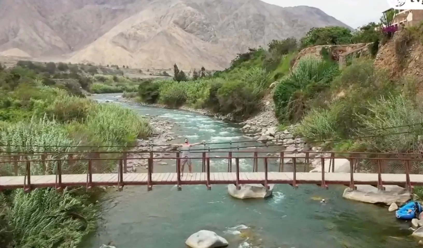 Lunahuaná se ubica en la provincia de Cañete, Lima. 