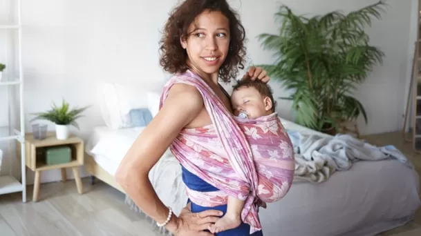 El contacto físico con el bebé no genera dependencia negativa, por el contrario, sienta las bases para una futura autonomía.