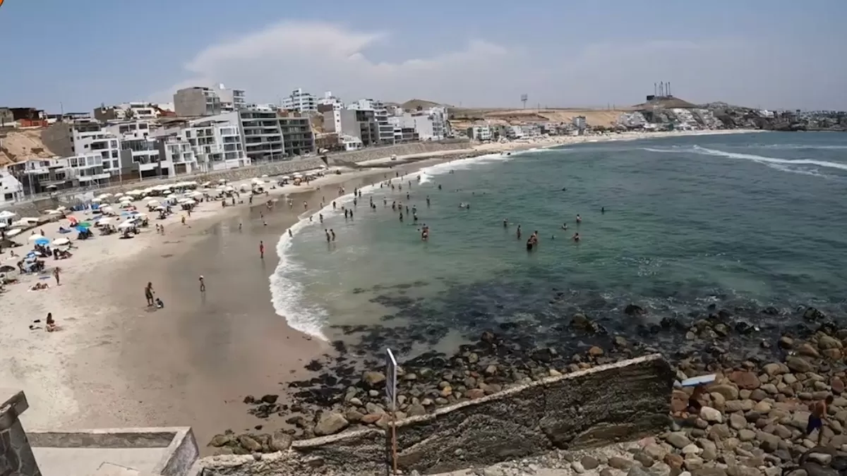 Playa La Isla, también llamada Punta Hermosa. (Foto: Andina)