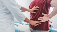 ¿Por qué los pacientes con COVID-19 quedan con dolor de espalda?
