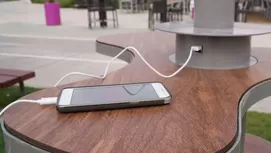 ¿Qué pasa si usas el celular mientras está cargando?