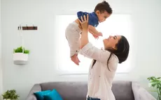 ¿Por qué es peligroso cargar y lanzar a los bebés al aire? - Noticias de maternidad