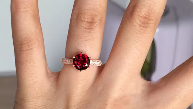 La piedra que debe llevar tu anillo el día de tu compromiso