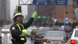 Estos son los motivos válidos por los que un policía "ignora" el semáforo. (Foto: Andina)