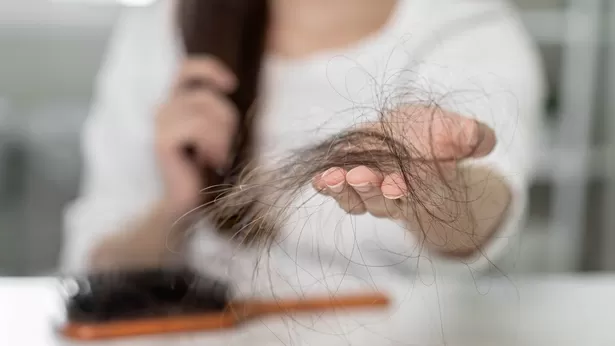 Conoce las razones por las que se te cae el cabello