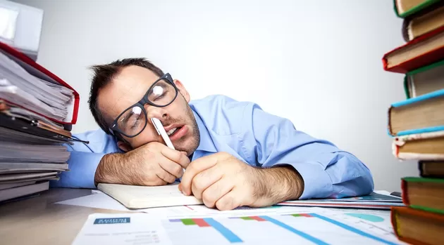 ¿En qué casos te pueden despedir por dormirte en el trabajo?