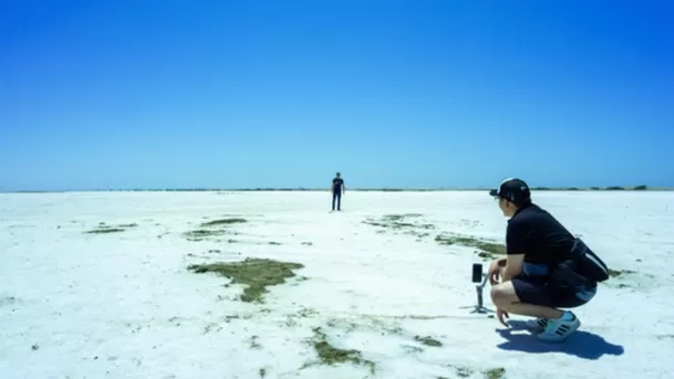 Fotografías con perspectiva en el Salar de Negritos en Piura. (Foto: Y tú qué planes?)